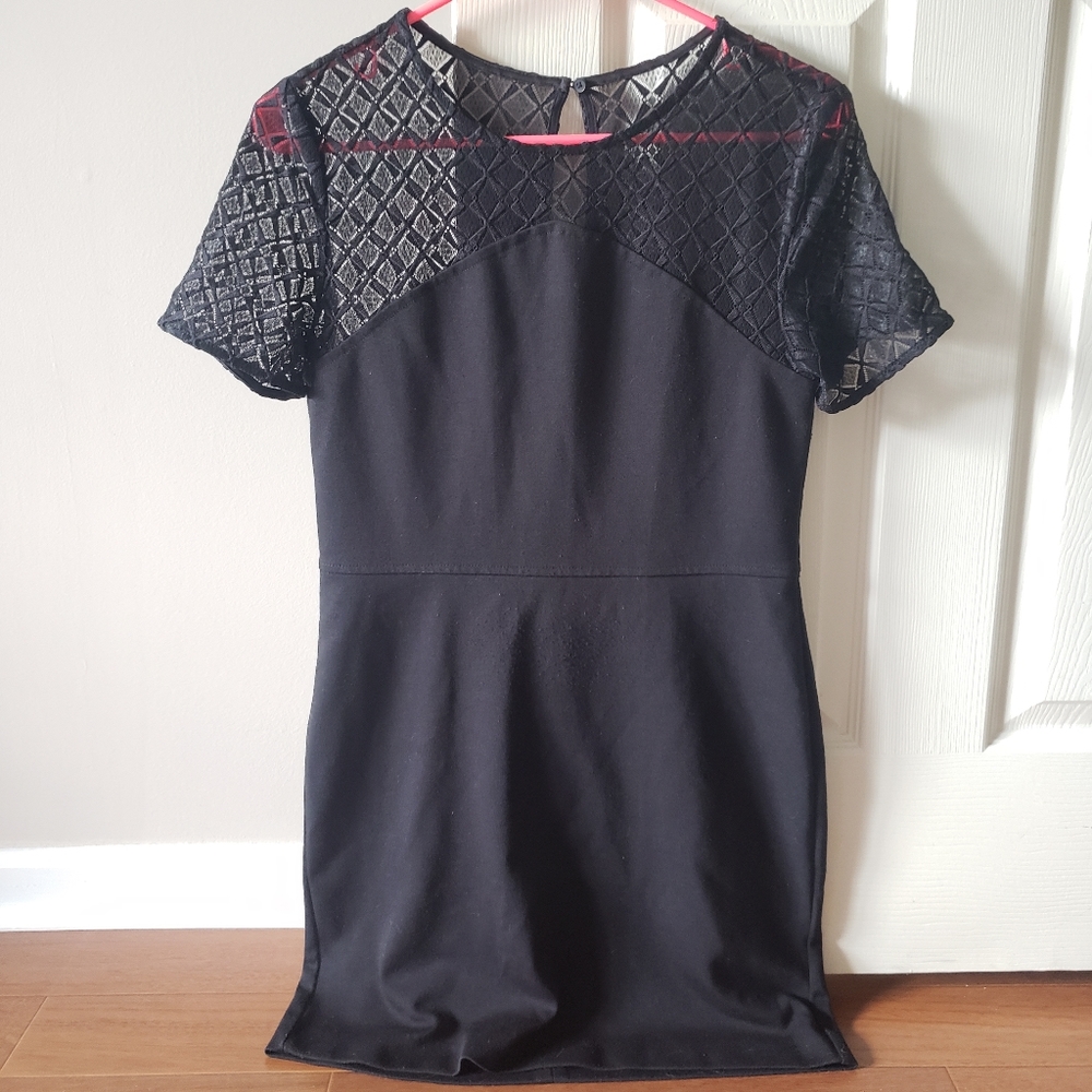 Banana Republic little black dress (0726)
